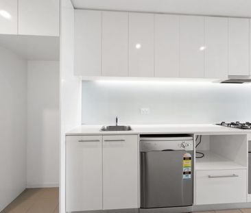 Modern two bedroom living in the prestigious ALT Complex - Photo 5