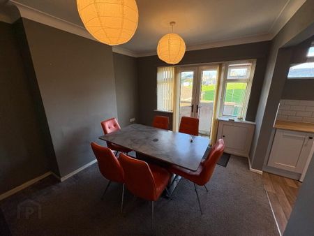 27 Thornleigh Gardens, Bangor, BT20 4NW - Photo 3