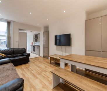 5 bedroom maisonette to rent - Photo 1