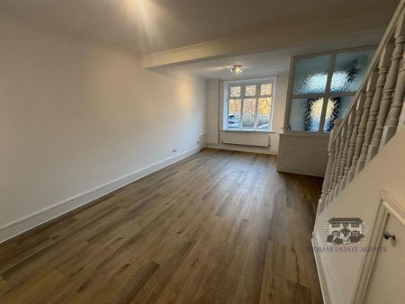 3 bedroom terraced house to rent - Photo 2