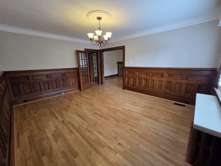 For Lease - 20 Teddington Park Avenue Unit# 1, Toronto, Ontario - Photo 4