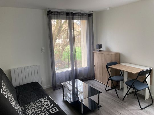 Location Appartement 1 pièce 17m² - Photo 1