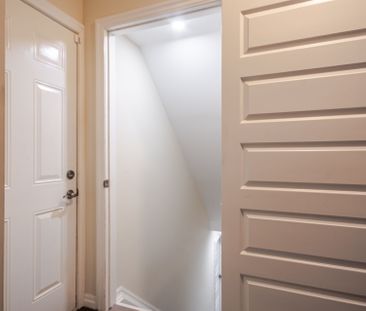 For Lease - 1253 Howlett Circle, London North, Ontario - Photo 3