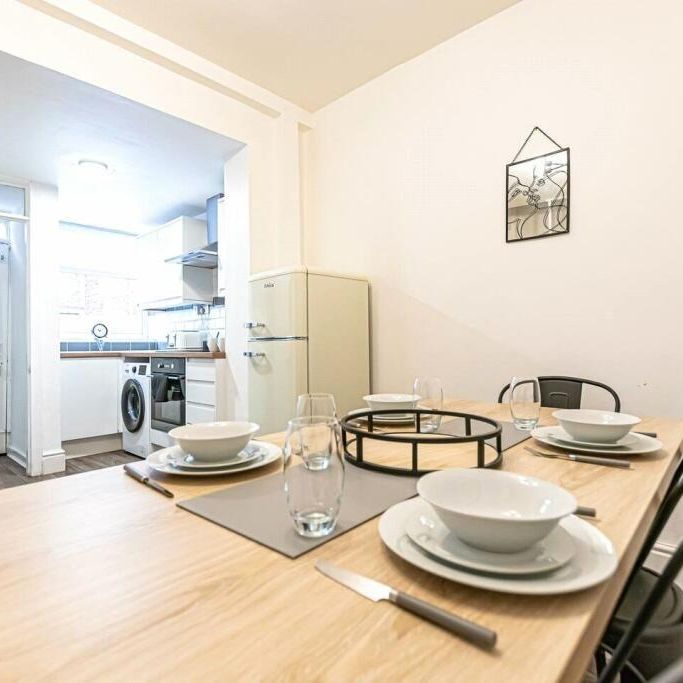2 bedroom terraced house to rent - Photo 1