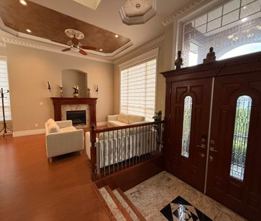 Upper-Level Modern Home with 6 Bedrooms - Photo 1