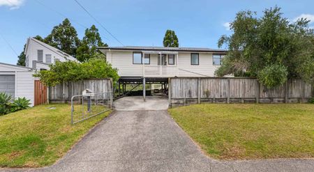 Comfy Home with Breathtaking Seaviews - Photo 4