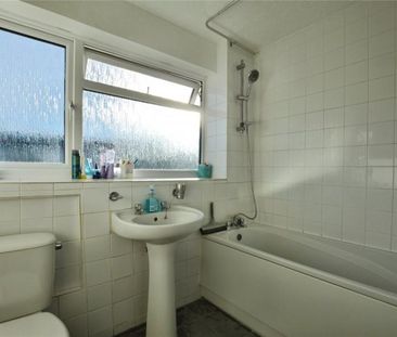 Harlow, Essex - Photo 4