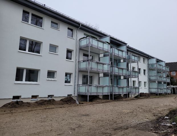 Gepflegte, helle 2,5-Zimmer-Wohnung mit großzügigem Balkon - 25335 Elmshorn - Photo 1