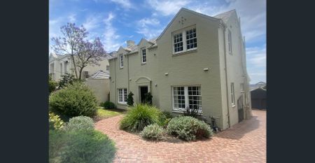 Exceptional 4 bedroom house - Photo 5