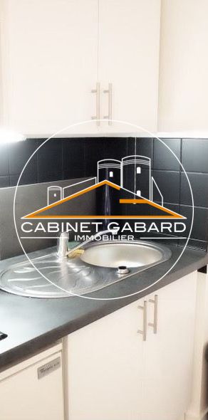 Location Appartement 1 pièce 19m² ANGERS 49100 - Photo 1