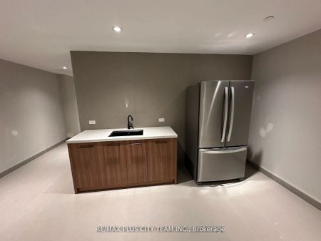 45 Baseball Place #1402 - Photo 5