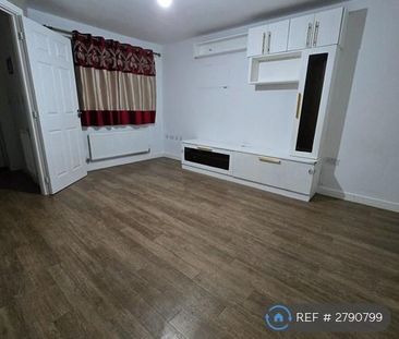 3 bedroom end of terrace house to rent - Photo 1