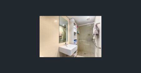 Holding Deposit Received - Photo 3