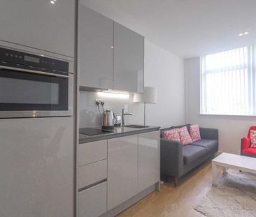 1 bedroom flat to rent - Photo 1