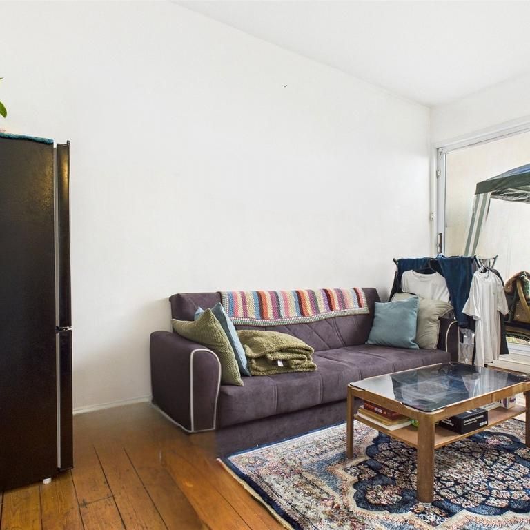 3 bedroom apartment to rent - Photo 1