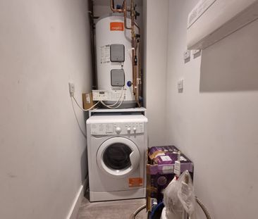 1 Bed Flat, Queens House, HA1 - Photo 4