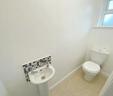 3 bedroom terraced house to rent - Photo 6