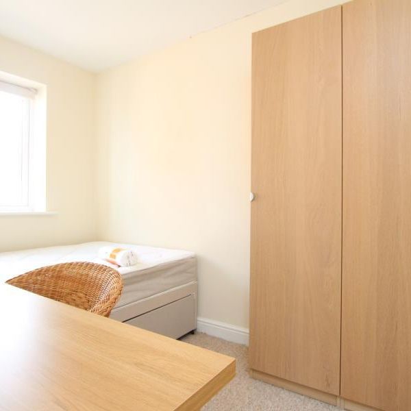 7 bedroom terraced house to rent - Photo 1