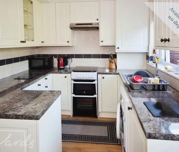 3 bedroom terraced house to rent - Photo 3