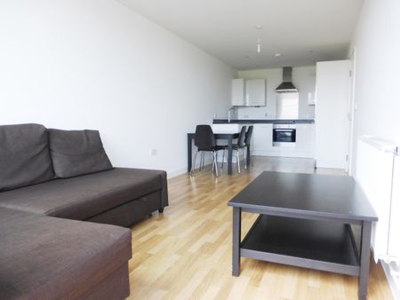 Bloemfontein Road, London, Shepherds Bush - Photo 5