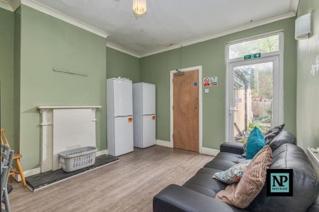 1 bedroom property to rent - Photo 4