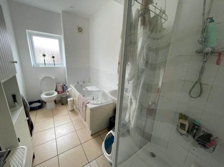 Worle, Weston-super-Mare, North Somerset - Photo 5