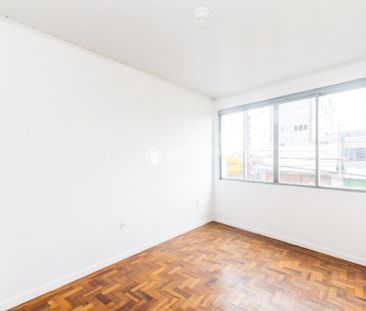 Apartamento com 2 quartos e 70m² para alugar em Passo d'Areia, Port... - Foto 5