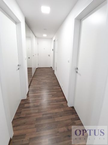 Pronájem bytu 3+kk 84 m2 - Fotografie 2