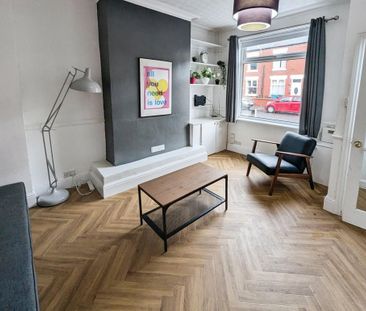 2 bedroom terraced house to rent - Photo 2