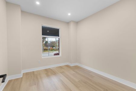 For Lease - 200 Sanford Avenue Unit# Main, Hamilton, Ontario - Photo 2