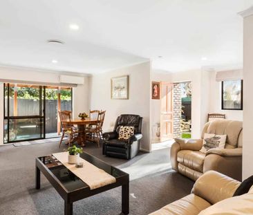 Charming Family Home in Prime Cul-de-Sac Location! - Photo 1