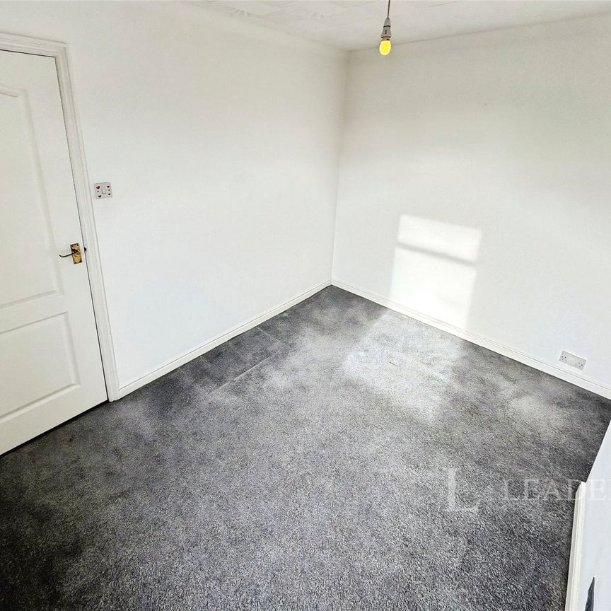 2 bedroom house to rent Foxhall Road, Ipswich, IP3 - Photo 1