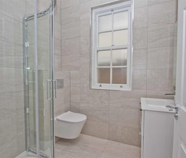 2 bedroom apartment - Photo 5