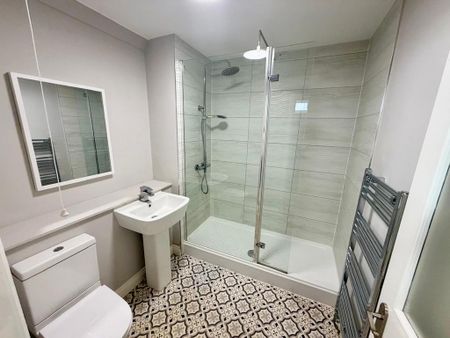 1 bedroom ground floor flat to rent - Photo 5