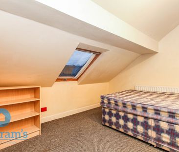 5 bed Semi-Detached House for Rent - Photo 3