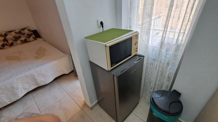 Studio/Γκαρσονιέρα για ενοικίαση Κέντρο (Παλαιά Φώκαια) - Φωτογραφία 2