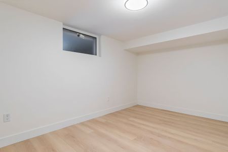 For Lease - 206 Queen Street Unit# Lower, Mississauga, Ontario - Photo 4