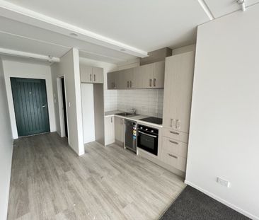 Modern, Low-maintenance Living - Photo 6