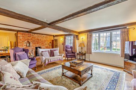 6 bedroom semi-detached house to rent - Photo 3