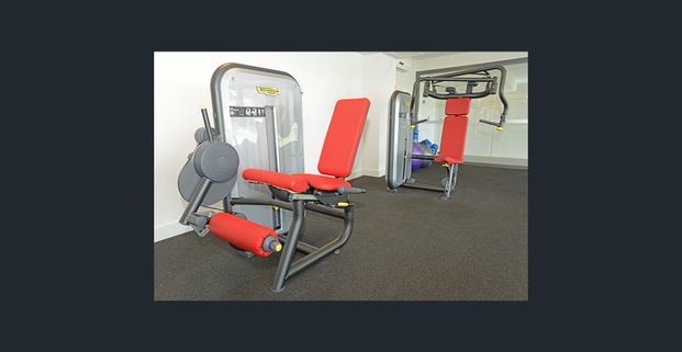 SUPERBLY PRESENTED MODERN APARTMENT WITH RESORT STYLE FACILITIES - Photo 1