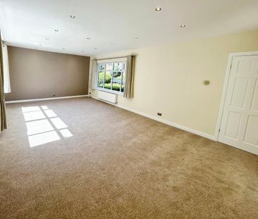 4 bedroom detached house to rent - Photo 2