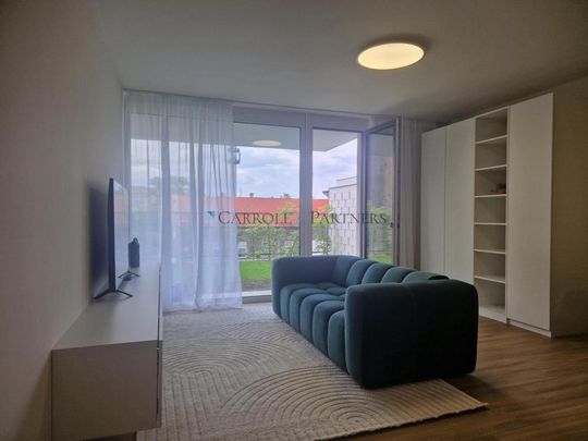 Pronájem bytu 1+kk 38 m2 - Fotografie 1