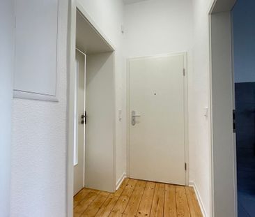 *Erstbezug nach Kernsanierung*Altbau*Tageslichtbad* - Photo 2