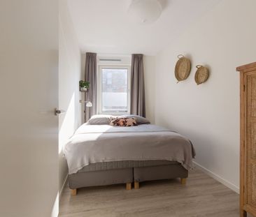 Appartement te huur: Mary van der Sluisstraat 290 1095 ME Amsterdam - Photo 5