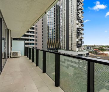 Light Filled Apartment In Tiara Complex - Photo 4