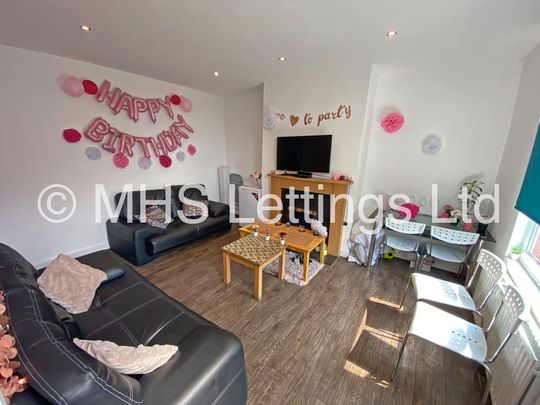 14 Royal Park View, Leeds, Leeds, LS6 1HN - Photo 1