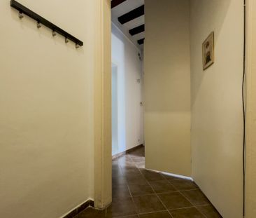 Room for rent in Carabassa street - Photo 5