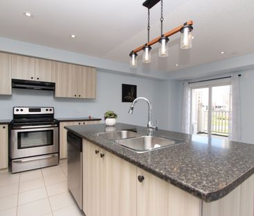 For Lease - 49 Far North Court, Oshawa, Ontario - Photo 6