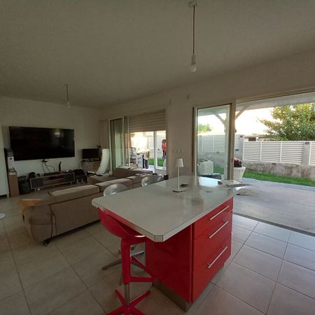 Location maison 3 pièces, 68.34m², Le François - Photo 3