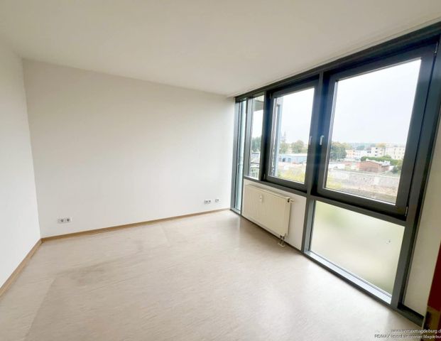 Barrierefrei 2-Raum mit Elbblick vom Balkon - Foto 1